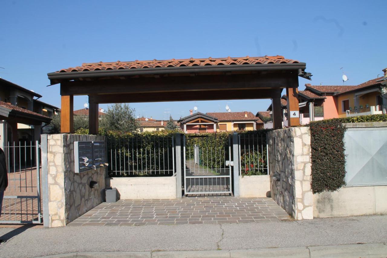 Casa Vacanze Da Riki Appartamento 1 Песк'єра-дель-Гарда Екстер'єр фото