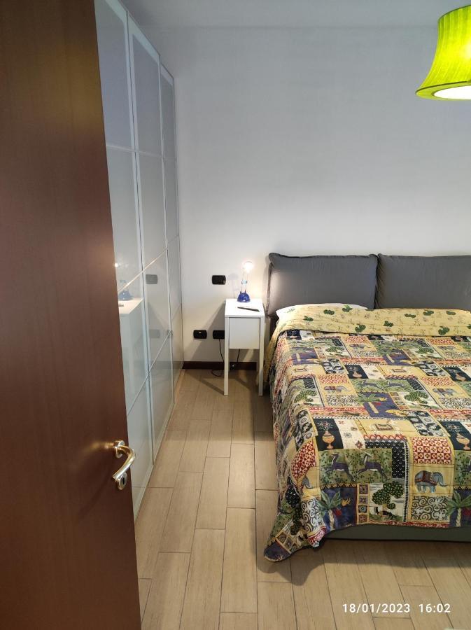Casa Vacanze Da Riki Appartamento 1 Песк'єра-дель-Гарда Екстер'єр фото